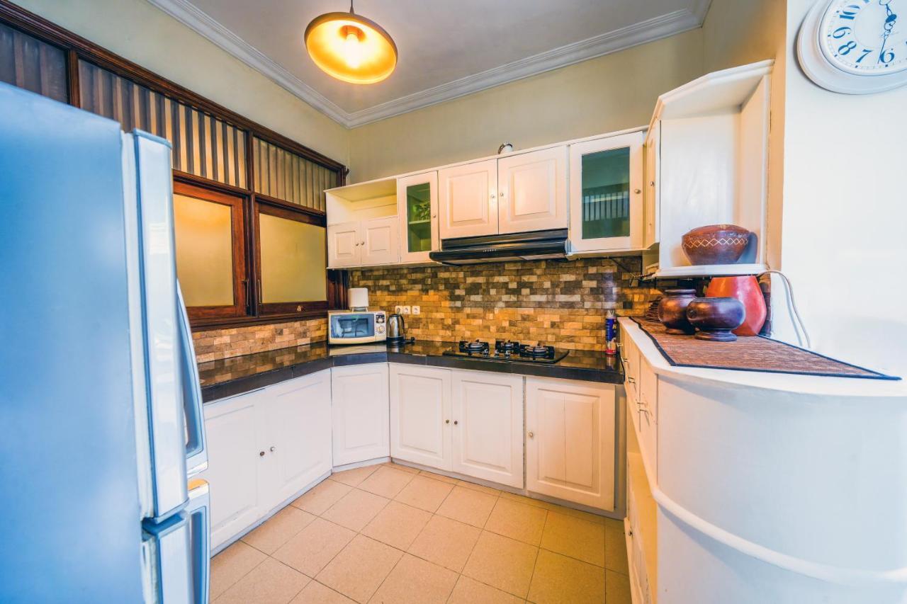 Villa Mica - Kuta - 5 Bedrooms - 5 Bathrooms - Great Location 외부 사진