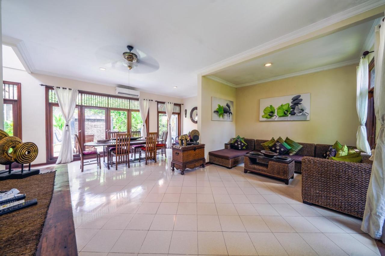 Villa Mica - Kuta - 5 Bedrooms - 5 Bathrooms - Great Location 외부 사진