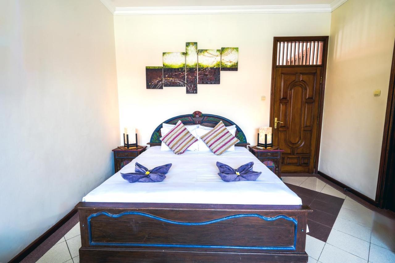 Villa Mica - Kuta - 5 Bedrooms - 5 Bathrooms - Great Location 외부 사진